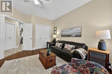 230 NAPIER STREET Collingwood Ontario photo 14