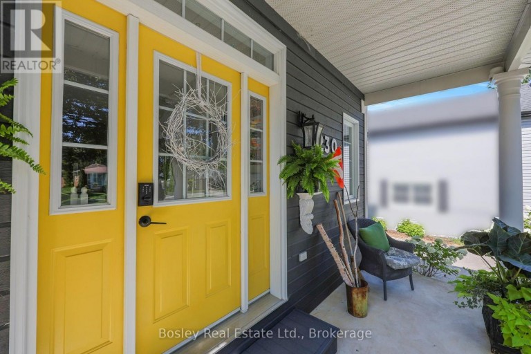230 NAPIER STREET, Collingwood, Ontario, L9Y3T3