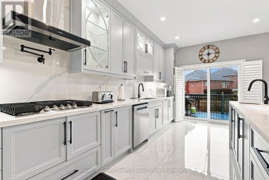 1677 FREDERICK MASON DRIVE Oshawa (Taunton) Ontario photo 5