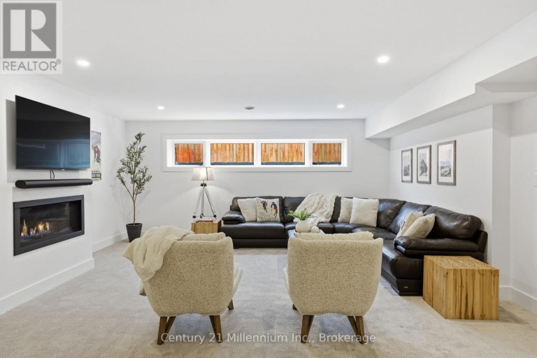 115 COURTLAND STREET, Blue Mountains, Ontario, L9Y0R4