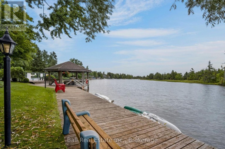103 - 200 EAST ST S, Kawartha Lakes (Bobcaygeon), Ontario, K0M1A0
