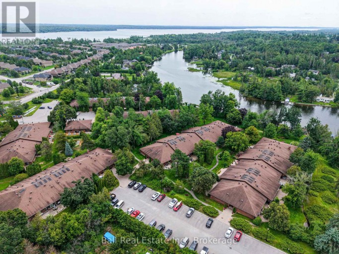 103 - 200 EAST ST S, Kawartha Lakes (Bobcaygeon), Ontario, K0M1A0