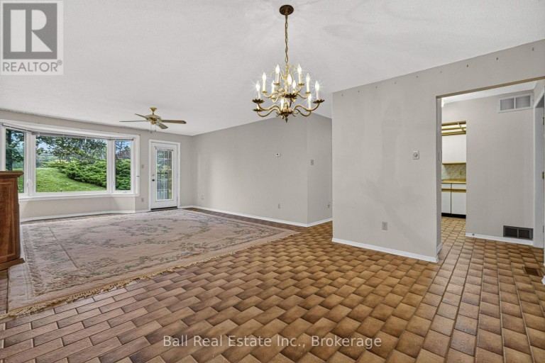 103 - 200 EAST ST S, Kawartha Lakes (Bobcaygeon), Ontario, K0M1A0