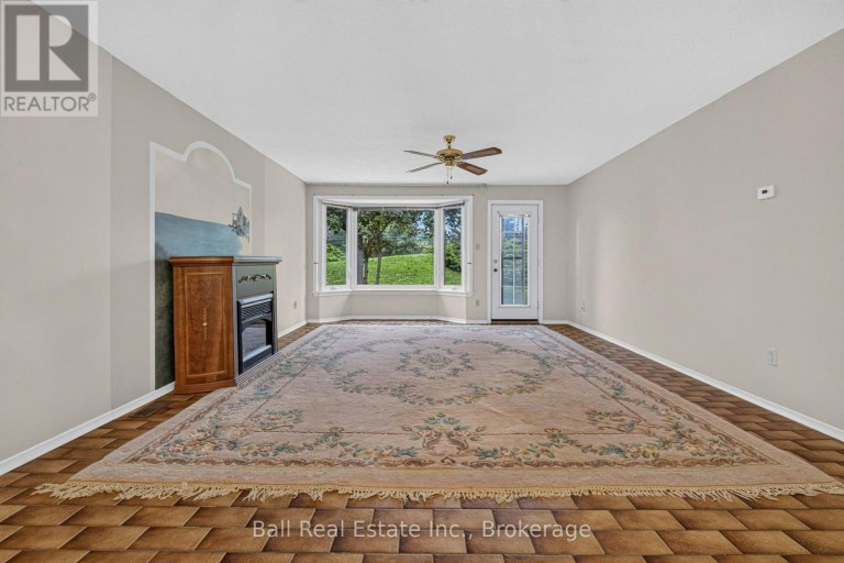 103 - 200 EAST ST S, Kawartha Lakes (Bobcaygeon), Ontario, K0M1A0