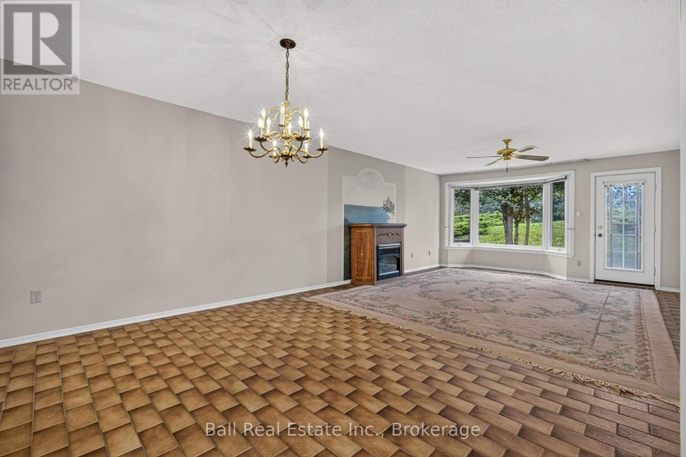 103 - 200 EAST ST S, Kawartha Lakes (Bobcaygeon), Ontario, K0M1A0