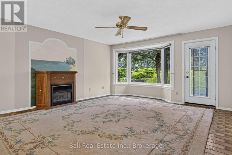 103 - 200 EAST ST S, Kawartha Lakes (Bobcaygeon), Ontario, K0M1A0