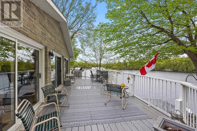 8126 PERTH ROAD, South Frontenac (Frontenac South), Ontario, K0H2L0