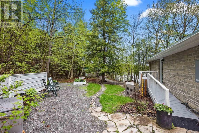 8126 PERTH ROAD, South Frontenac (Frontenac South), Ontario, K0H2L0