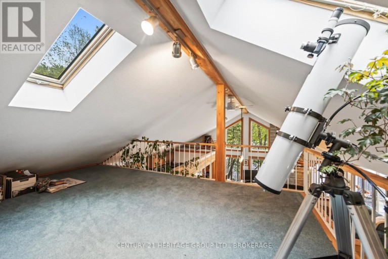 8126 PERTH ROAD, South Frontenac (Frontenac South), Ontario, K0H2L0