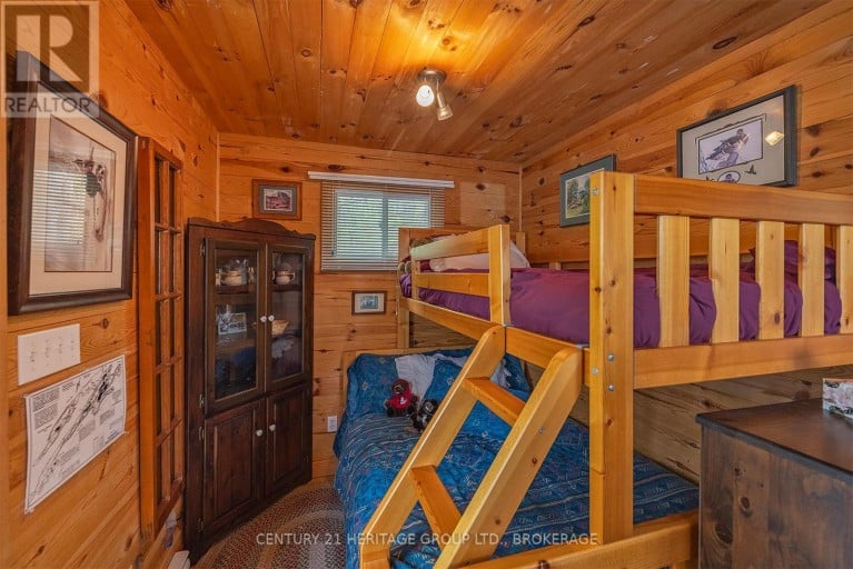 8126 PERTH ROAD, South Frontenac (Frontenac South), Ontario, K0H2L0