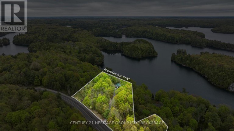 8126 PERTH ROAD, South Frontenac (Frontenac South), Ontario, K0H2L0