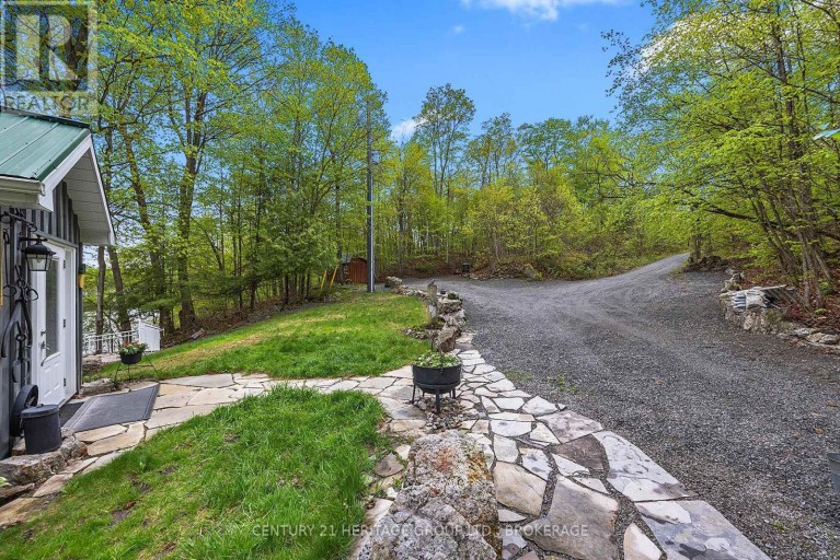 8126 PERTH ROAD, South Frontenac (Frontenac South), Ontario, K0H2L0