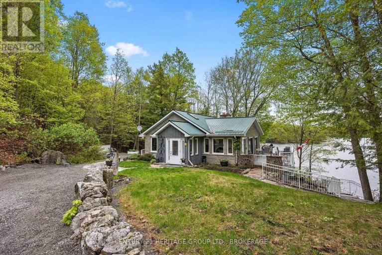 8126 PERTH ROAD, South Frontenac (Frontenac South), Ontario, K0H2L0