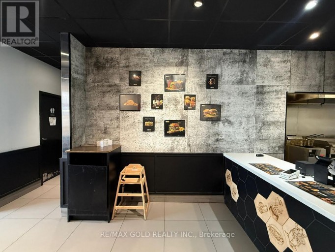 37 - 7600 WESTON ROAD, Vaughan (Pine Valley Business Park), Ontario, L4L8B7