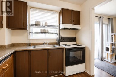 85 CHAUCER CRESCENT Barrie (Letitia Heights) Ontario photo 7