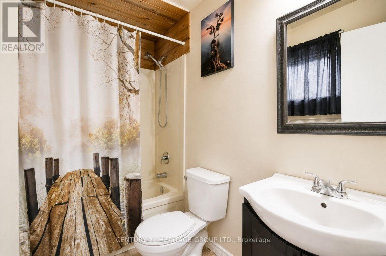 85 CHAUCER CRESCENT, Barrie (Letitia Heights), Ontario, L4N4T8