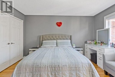 8 - 116 RORY ROAD Toronto (Maple Leaf) Ontario photo 13