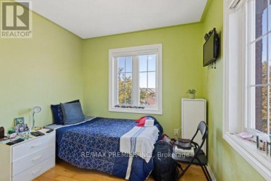 8 - 116 RORY ROAD Toronto (Maple Leaf) Ontario photo 18