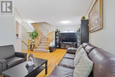 8 - 116 RORY ROAD Toronto (Maple Leaf) Ontario photo 21