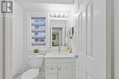 8 - 116 RORY ROAD Toronto (Maple Leaf) Ontario photo 8