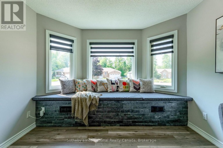 53 ROYAL BEECH DRIVE, Wasaga Beach, Ontario, L9Z1H3