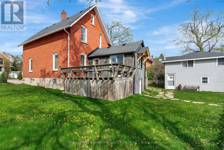 45 OAK STREET, Kawartha Lakes (Fenelon Falls), Ontario, K0M1N0