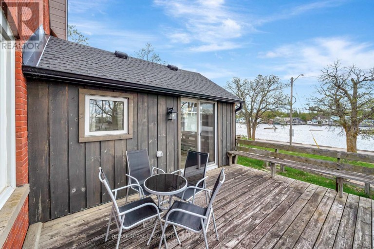 45 OAK STREET, Kawartha Lakes (Fenelon Falls), Ontario, K0M1N0