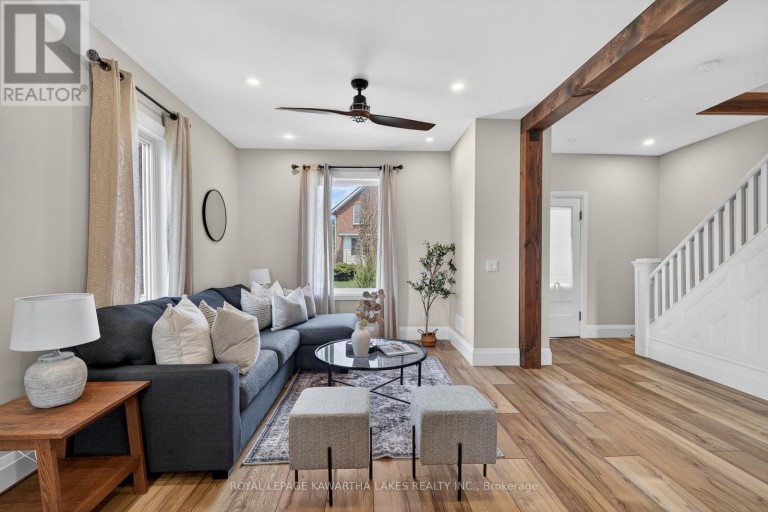 45 OAK STREET, Kawartha Lakes (Fenelon Falls), Ontario, K0M1N0