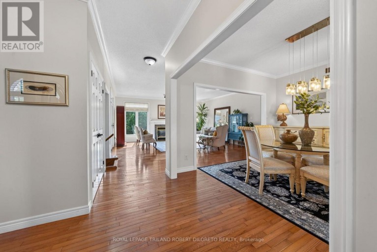 19 WOODLAND DRIVE, Middlesex Centre (Kilworth), Ontario, N0L1R0
