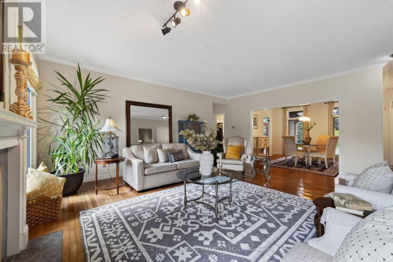 19 WOODLAND DRIVE, Middlesex Centre (Kilworth), Ontario, N0L1R0