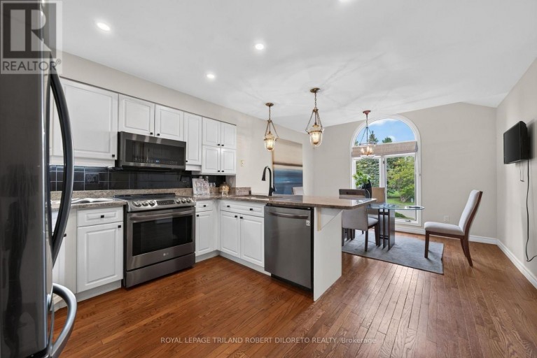 19 WOODLAND DRIVE, Middlesex Centre (Kilworth), Ontario, N0L1R0
