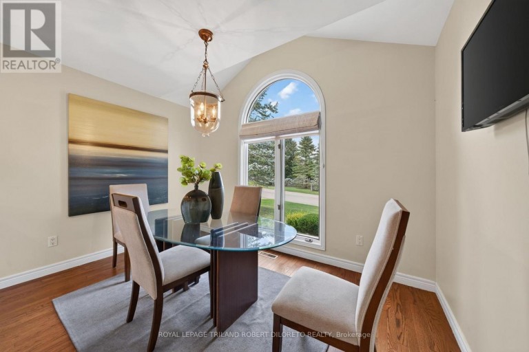 19 WOODLAND DRIVE, Middlesex Centre (Kilworth), Ontario, N0L1R0