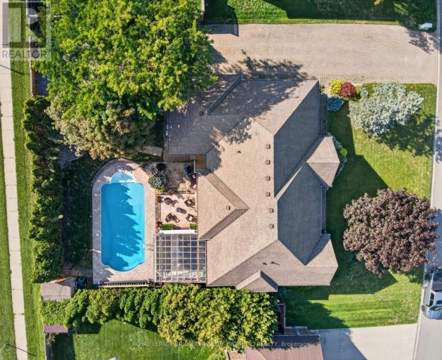 19 WOODLAND DRIVE, Middlesex Centre (Kilworth), Ontario, N0L1R0
