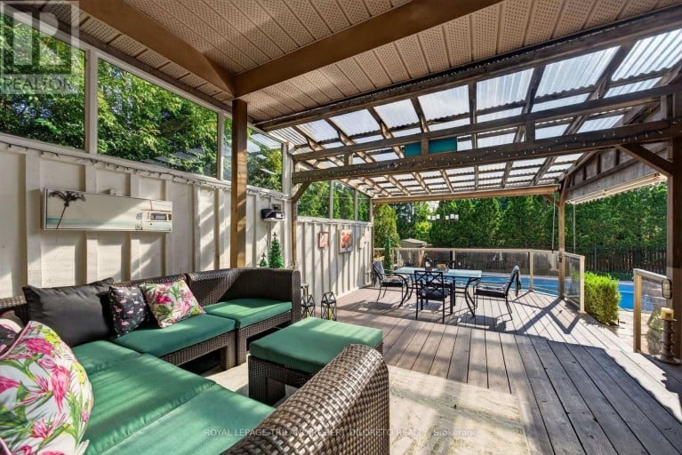 19 WOODLAND DRIVE, Middlesex Centre (Kilworth), Ontario, N0L1R0