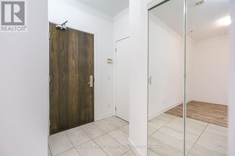 1605 - 840 QUEENS PLATE DRIVE, Toronto (West Humber-Clairville), Ontario, M9W0E7
