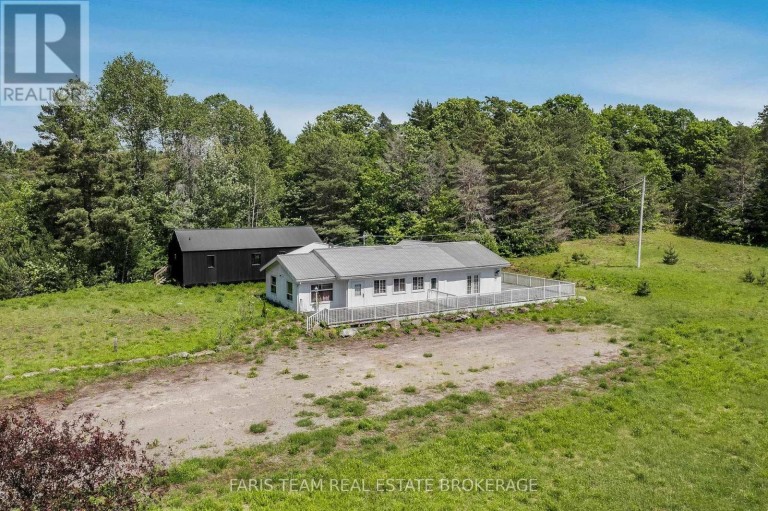 2180-2186 HWY. 141, Muskoka Lakes (Watt), Ontario, P0B1L0