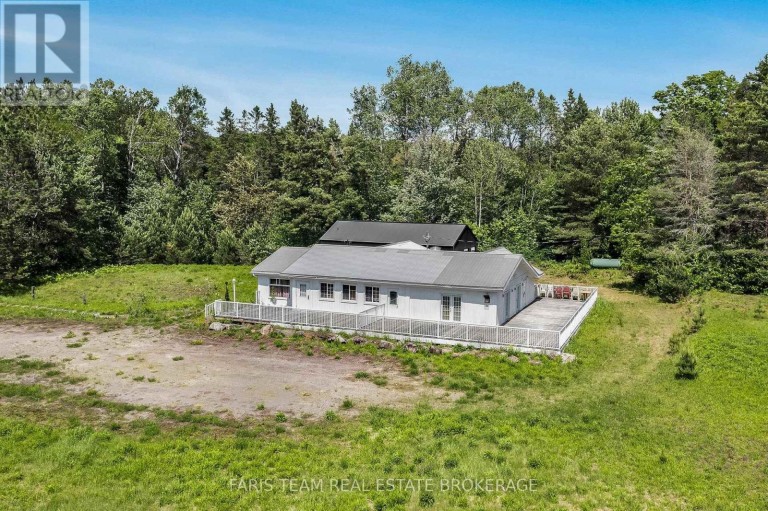 2180-2186 HWY. 141, Muskoka Lakes (Watt), Ontario, P0B1L0