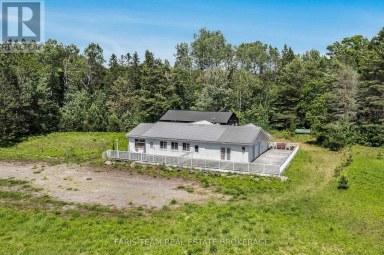 2180-2186 HWY. 141 Muskoka Lakes (Watt) Ontario photo 2