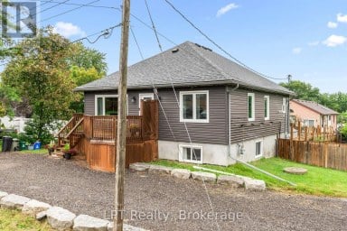 9 LAKEVIEW AVENUE Scugog Ontario photo 2