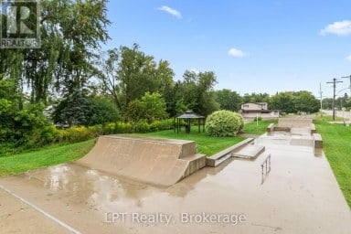 9 LAKEVIEW AVENUE Scugog Ontario photo 46
