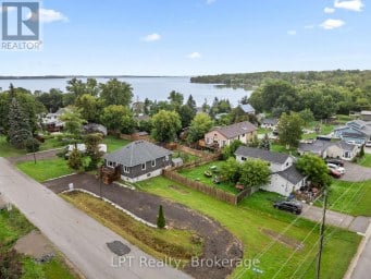 9 LAKEVIEW AVENUE Scugog Ontario photo 6