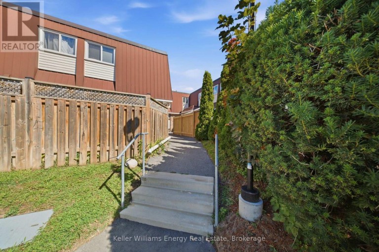 58 - 1333 MARY STREET N, Oshawa (Centennial), Ontario, L1G6Z3