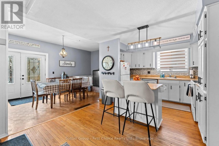 41 GODERICH STREET W, Huron East (Seaforth), Ontario, N0K1W0
