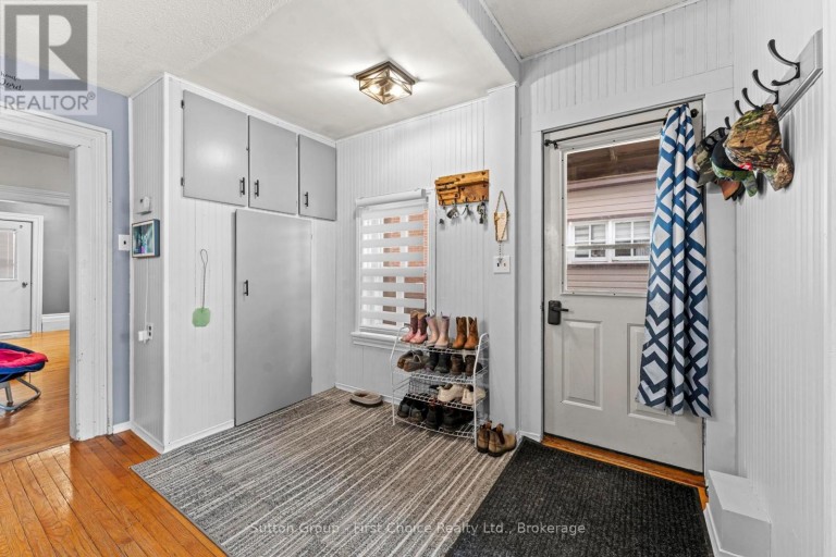41 GODERICH STREET W, Huron East (Seaforth), Ontario, N0K1W0