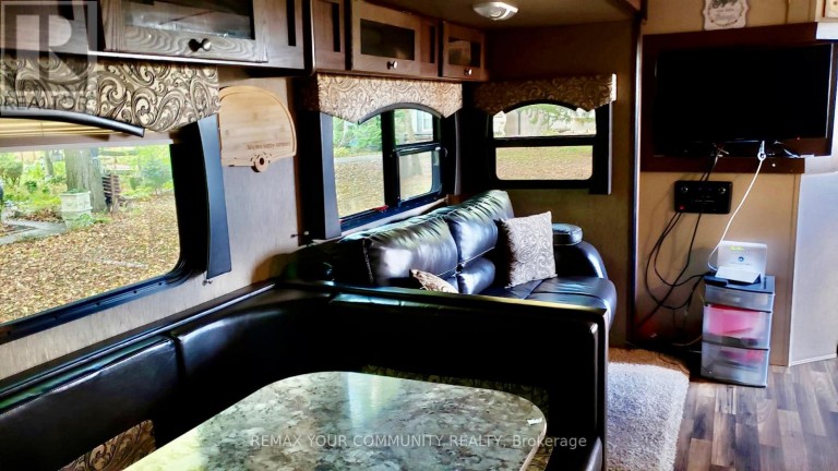 112 - 285 CRYDERNAMS SIDE ROAD, Georgina (Baldwin), Ontario, L0E1A0
