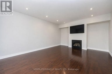 10 DANFIELD COURT Brampton (Credit Valley) Ontario photo 12