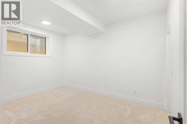 2813 35 Street SW Calgary Alberta photo 42