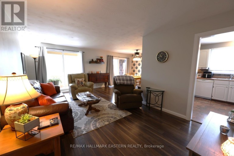 1000 CUMBERLAND AVENUE, Peterborough (Northcrest Ward 5), Ontario, K9H7B2