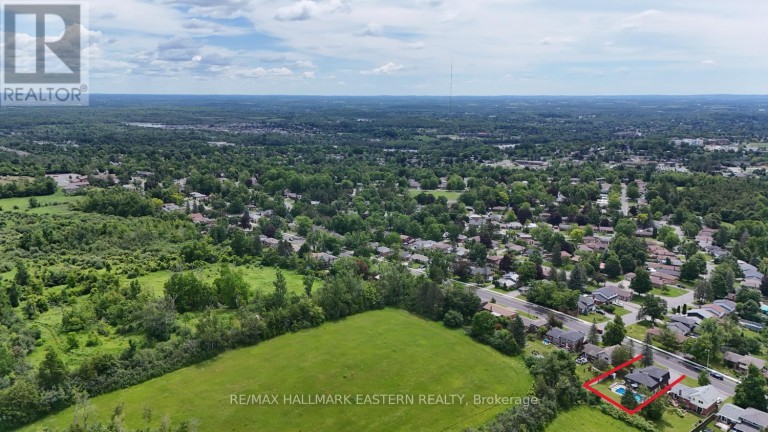 1000 CUMBERLAND AVENUE, Peterborough (Northcrest Ward 5), Ontario, K9H7B2
