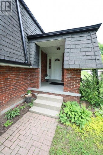 1000 CUMBERLAND AVENUE, Peterborough (Northcrest Ward 5), Ontario, K9H7B2